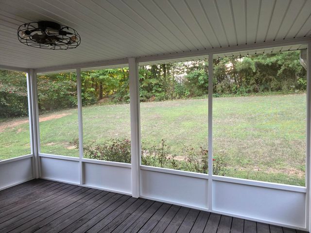 93 Penny Lane, Albany, KY 42602