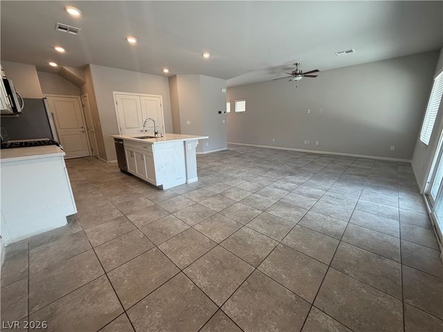 7857 Morganite Avenue, Las Vegas, NV 89113