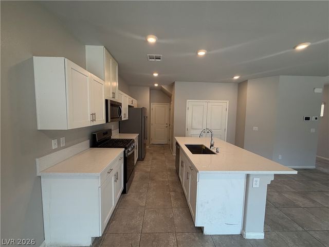 7857 Morganite Avenue, Las Vegas, NV 89113