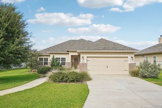 157 Fairway, Floresville, TX 78114