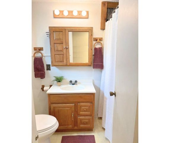 409 Moffett Springs Road, Huntsville, TX 77320