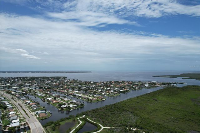 112 SUNNYSIDE STREET NW, Port Charlotte, FL 33952