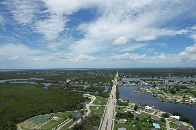 112 SUNNYSIDE STREET NW, Port Charlotte, FL 33952