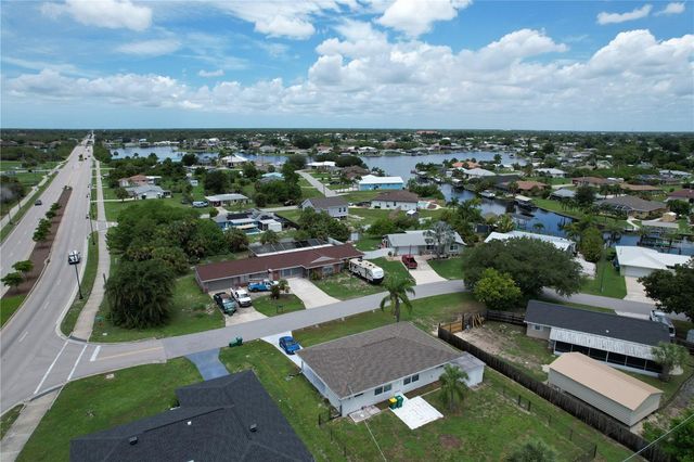 112 SUNNYSIDE STREET NW, Port Charlotte, FL 33952