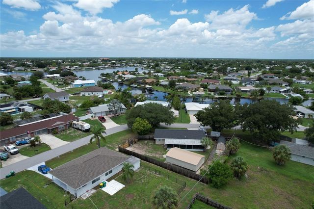112 SUNNYSIDE STREET NW, Port Charlotte, FL 33952