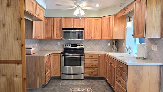 112 SUNNYSIDE STREET NW, Port Charlotte, FL 33952