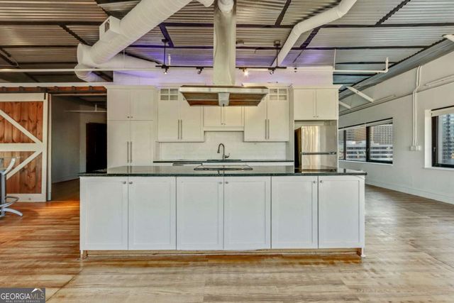 120 Ralph Mcgill Boulevard NE 1304 & 1305, Atlanta, GA 30308