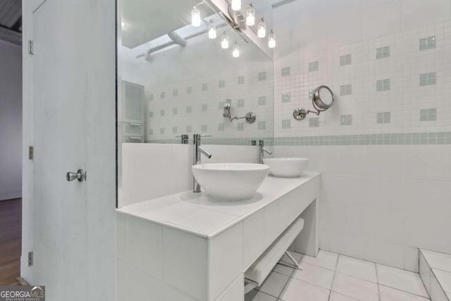 120 Ralph Mcgill Boulevard NE 1304 & 1305, Atlanta, GA 30308