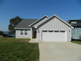293 Sunset Shadows Boulevard, Livingston, TX 77351