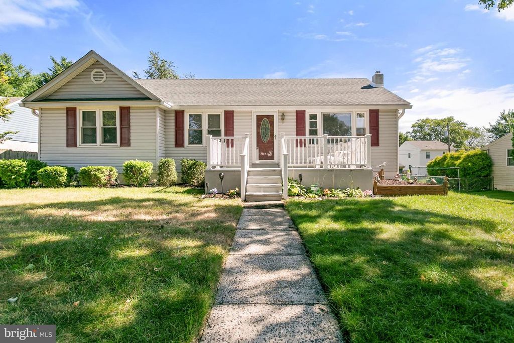 7 PIERCE RD, ASTON, PA 19014 — exterior
