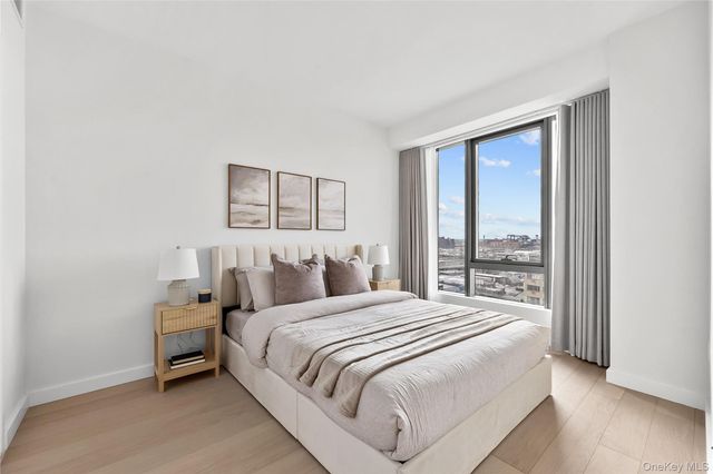 33-71 Prince Street 13E, Flushing, NY 11354