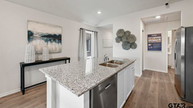 1659 Blaire Drive, Tyler, TX 75704