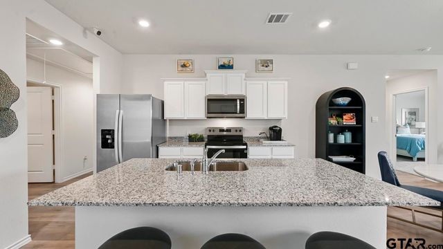 1659 Blaire Drive, Tyler, TX 75704