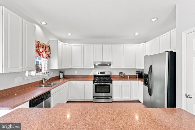 6336 DAKINE CIR, Springfield, VA 22150