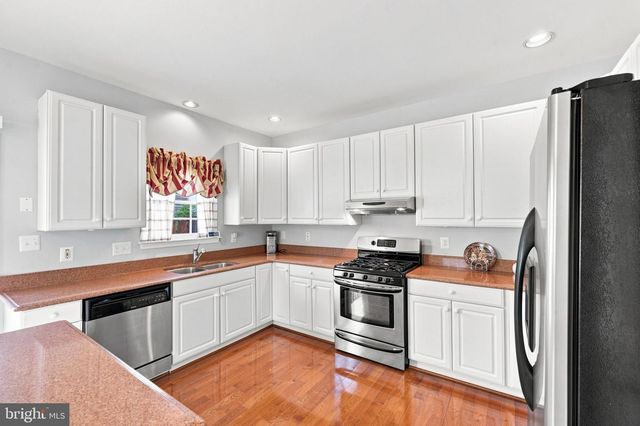 6336 DAKINE CIR, Springfield, VA 22150