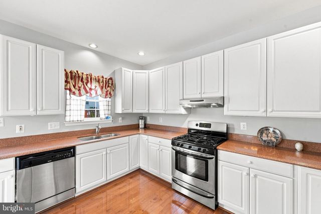 6336 DAKINE CIR, Springfield, VA 22150