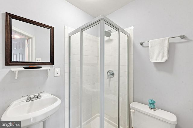 6336 DAKINE CIR, Springfield, VA 22150