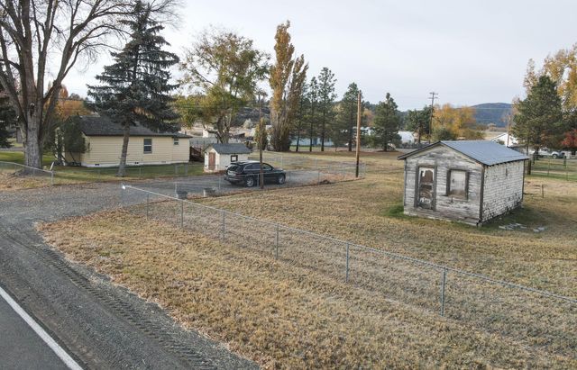 2686 Market Street, Bonanza, OR 97623