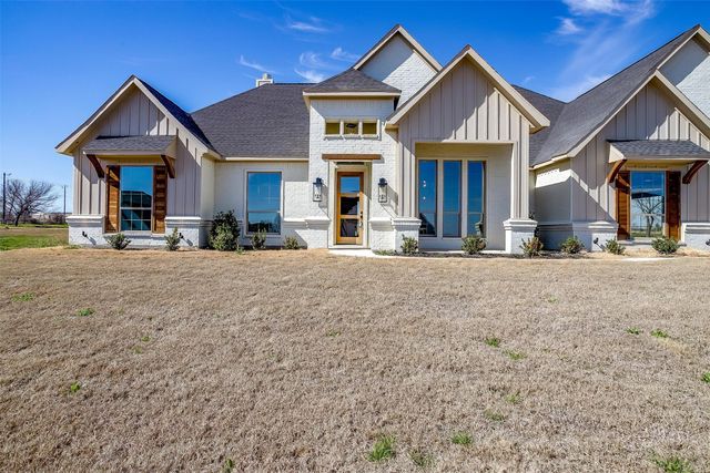 1005 Magnolia Court, Springtown, TX 76082