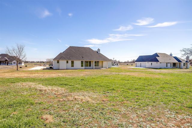 1005 Magnolia Court, Springtown, TX 76082