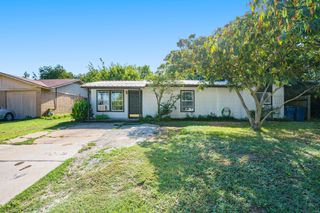 716 N Cummings Drive, Alvarado, TX 76009