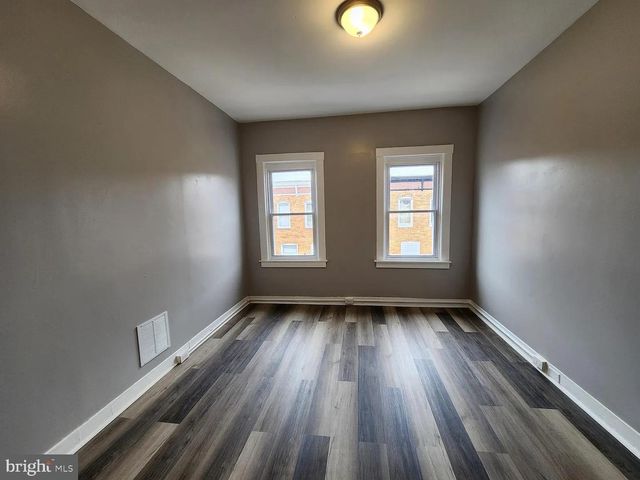 809 N CURLEY ST, Baltimore, MD 21205