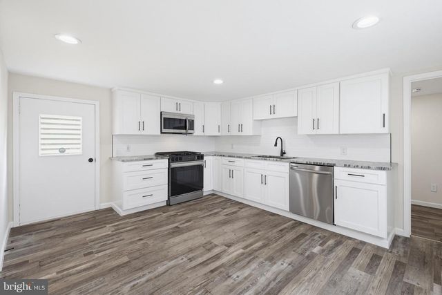 116 W MAIN ST, Mount Joy, PA 17552