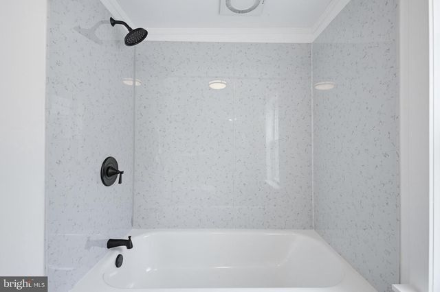 116 W MAIN ST, Mount Joy, PA 17552