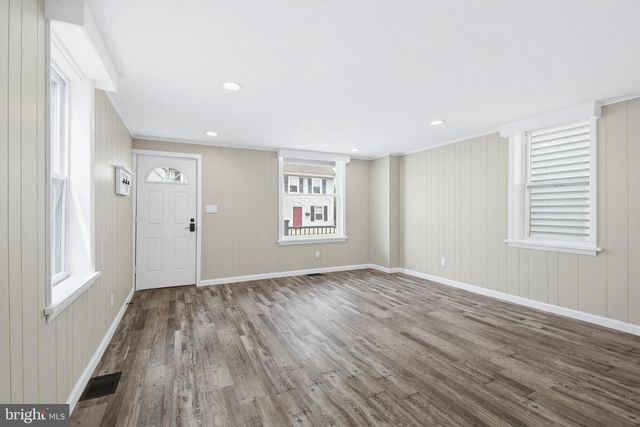 116 W MAIN ST, Mount Joy, PA 17552