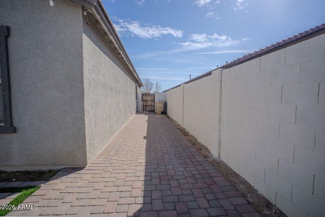 19532 W PALO VERDE Drive, Litchfield Park, AZ 85340