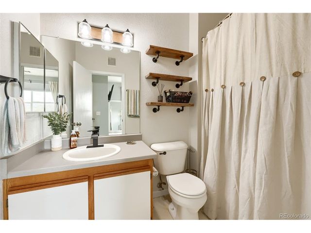 6021 Castlegate Dr E32, Castle Rock, CO 80108