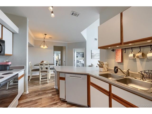 6021 Castlegate Dr E32, Castle Rock, CO 80108