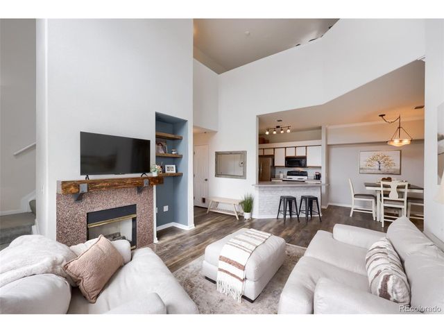 6021 Castlegate Dr E32, Castle Rock, CO 80108