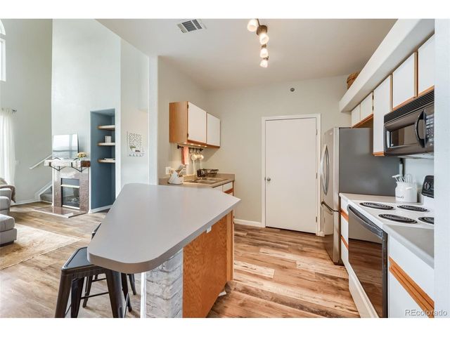6021 Castlegate Dr E32, Castle Rock, CO 80108