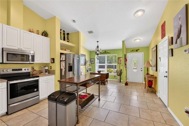5520 Phillips ST, Bokeelia, FL 33922