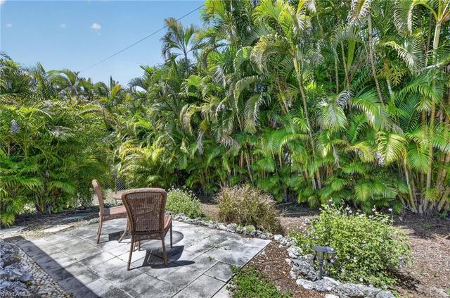 5520 Phillips ST, Bokeelia, FL 33922