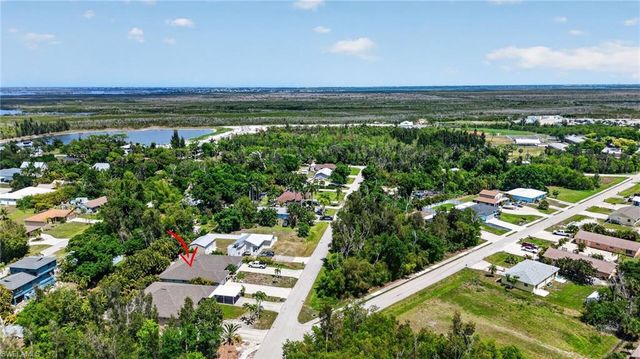 5520 Phillips ST, Bokeelia, FL 33922