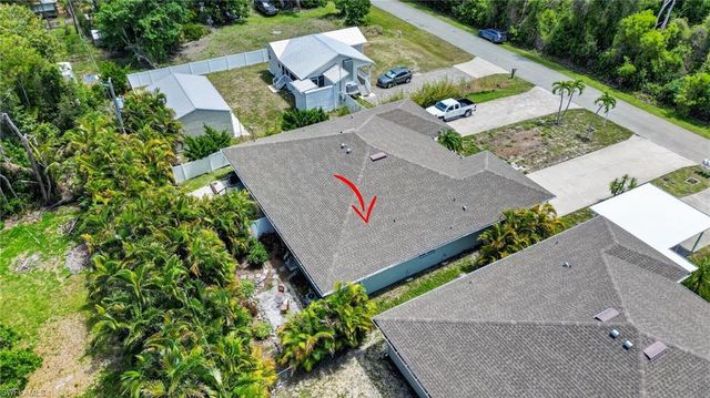 5520 Phillips ST, Bokeelia, FL 33922