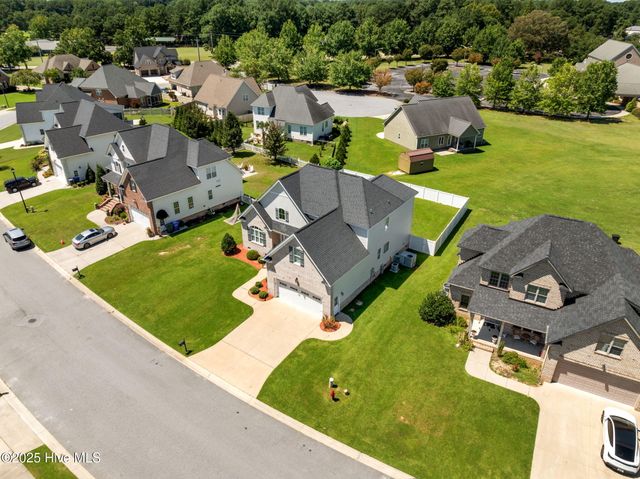 133 Blackwater Drive, Winterville, NC 28590