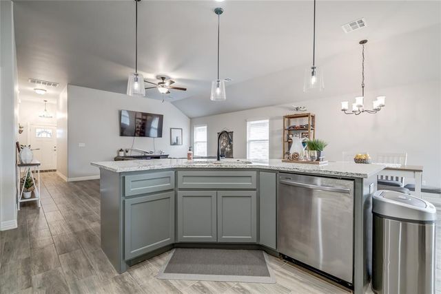 9113 Anaum Lane, Yukon, OK 73099