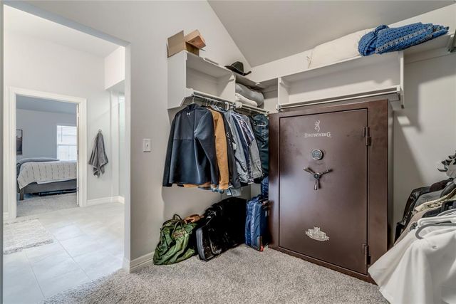 9113 Anaum Lane, Yukon, OK 73099