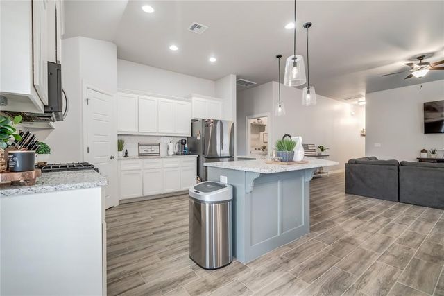 9113 Anaum Lane, Yukon, OK 73099