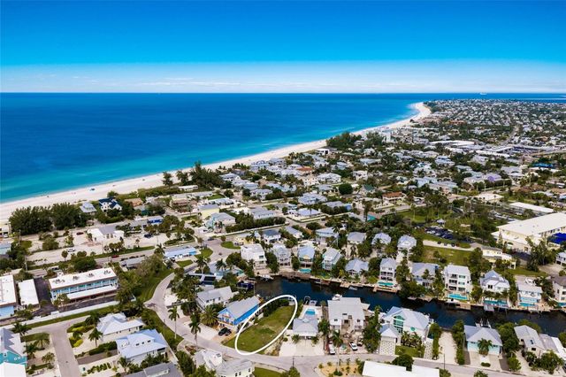 214 S HARBOR DRIVE, Holmes Beach, FL 34217