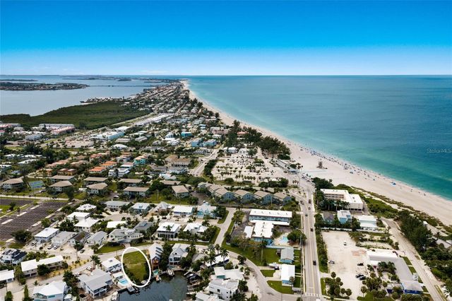 214 S HARBOR DRIVE, Holmes Beach, FL 34217