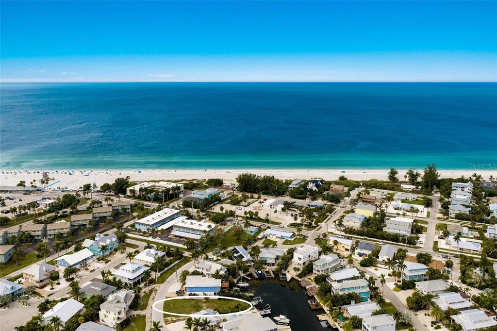 214 S HARBOR DRIVE, Holmes Beach, FL 34217