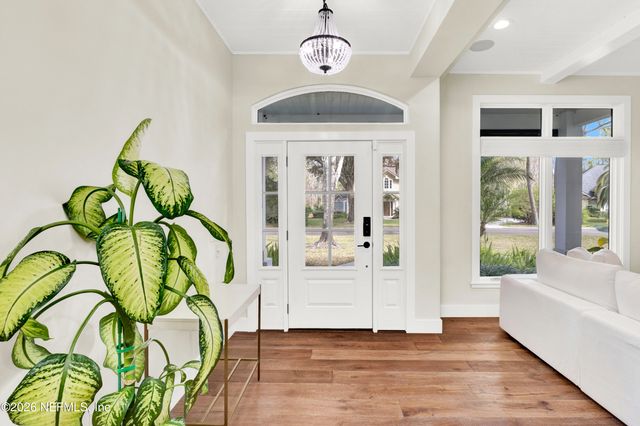 117 INDIAN HAMMOCK Lane, Ponte Vedra Beach, FL 32082