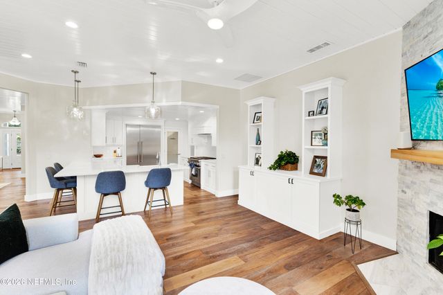 117 INDIAN HAMMOCK Lane, Ponte Vedra Beach, FL 32082