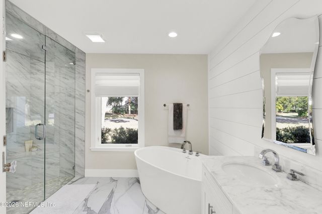 117 INDIAN HAMMOCK Lane, Ponte Vedra Beach, FL 32082