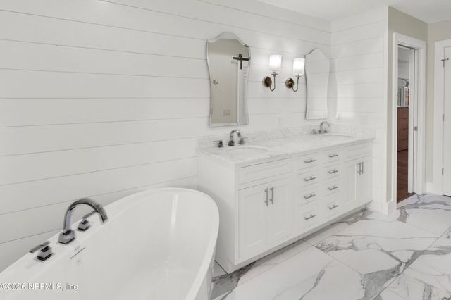 117 INDIAN HAMMOCK Lane, Ponte Vedra Beach, FL 32082