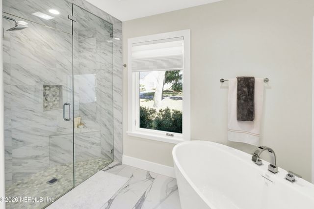 117 INDIAN HAMMOCK Lane, Ponte Vedra Beach, FL 32082